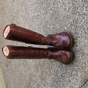 UGG Brown Leather Winter Boots